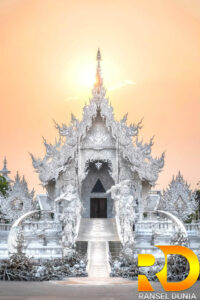 Chiang Rai dan White Temple: Destinasi Instagramable nan Magis